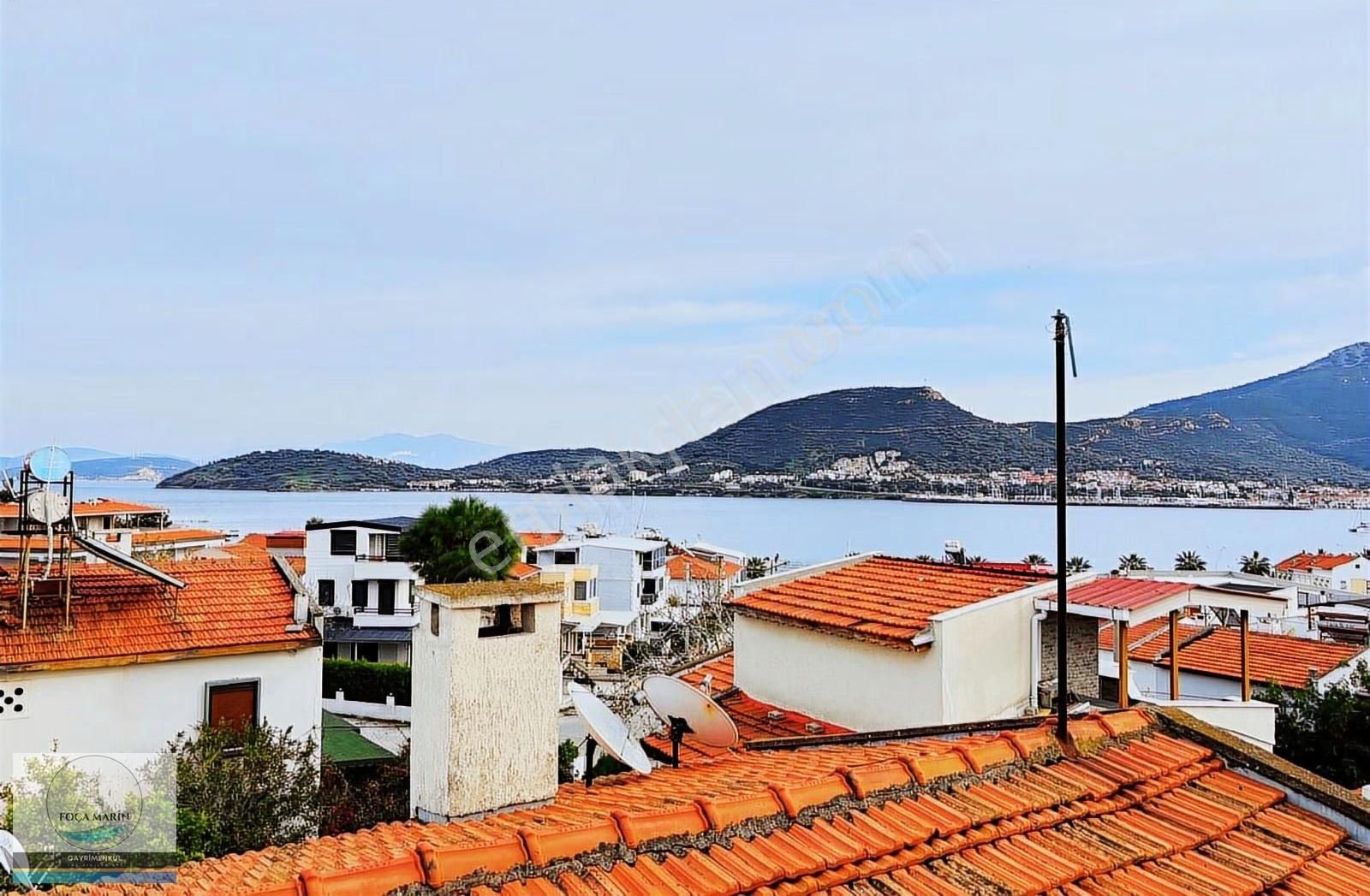 Yenifoça Burunucu'nda Denize 140 Mt Mesafede 4+1 Tripleks Villa - Görsel 18