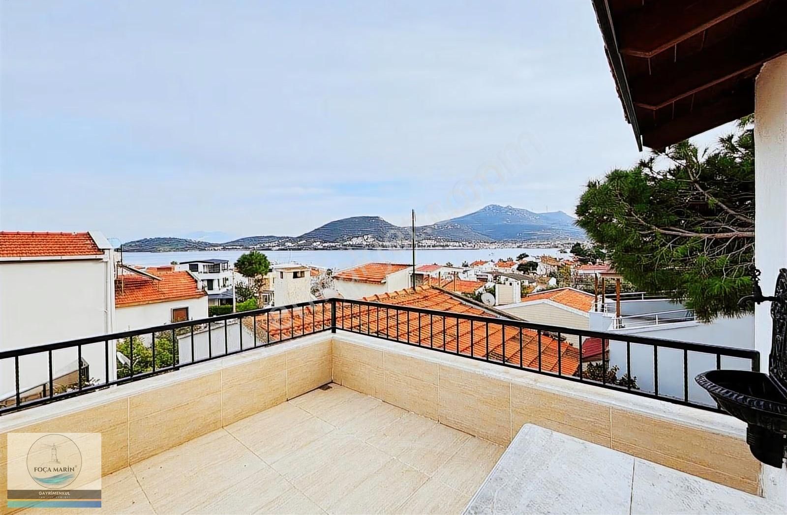 Yenifoça Burunucu'nda Denize 140 Mt Mesafede 4+1 Tripleks Villa - Görsel 22