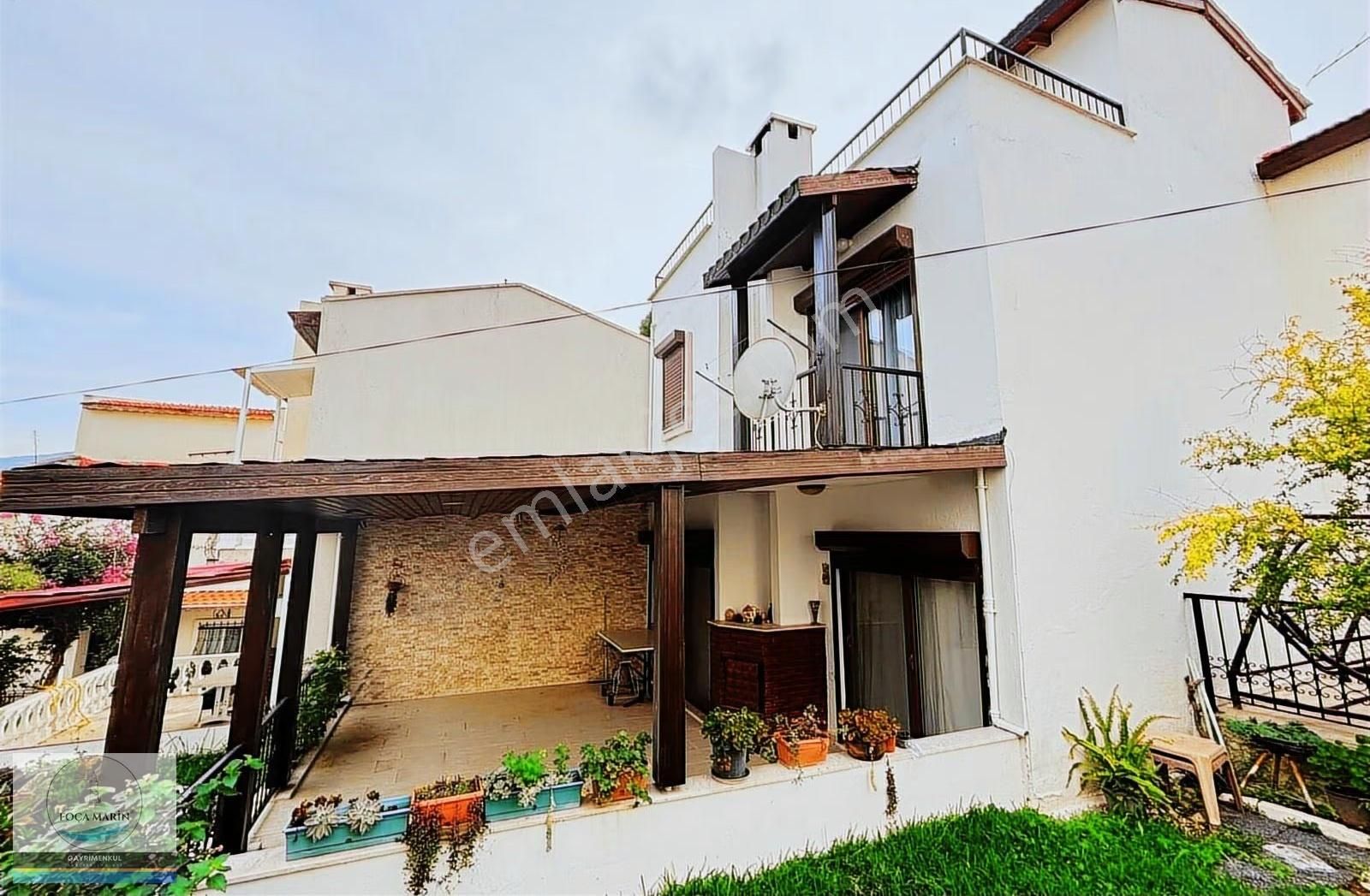 Yenifoça Burunucu'nda Denize 140 Mt Mesafede 4+1 Tripleks Villa - Görsel 8