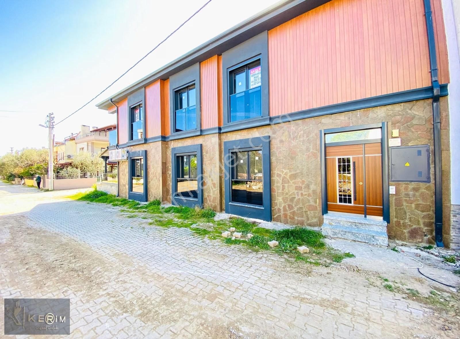 Kerim'den Küçükkuyu Satılık 160m² Denize 100m 3+1 Devasa Daire - Görsel 26