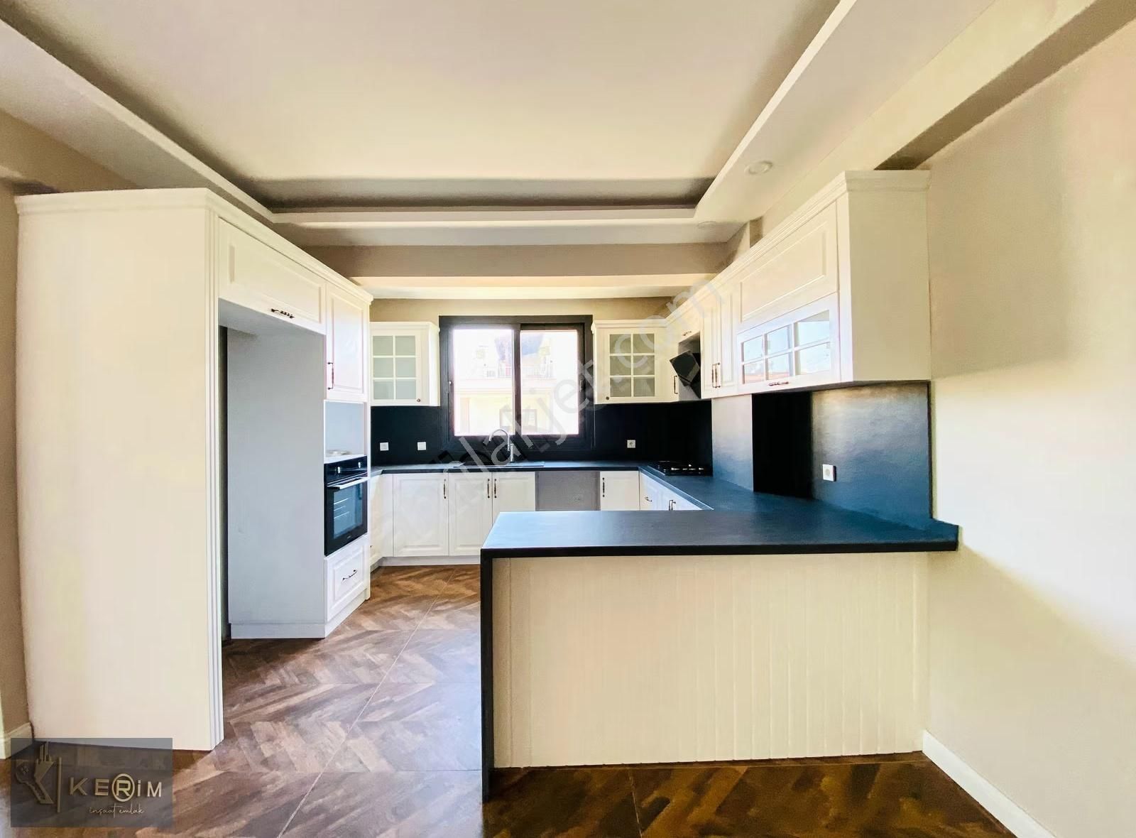 Kerim'den Küçükkuyu Satılık 160m² Denize 100m 3+1 Devasa Daire - Görsel 11