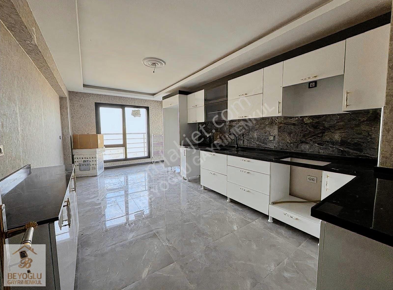 Beyoğlu'ndan Full Manzaralı Süper Lüks Havuzlu Saunalı Villa - Görsel 6