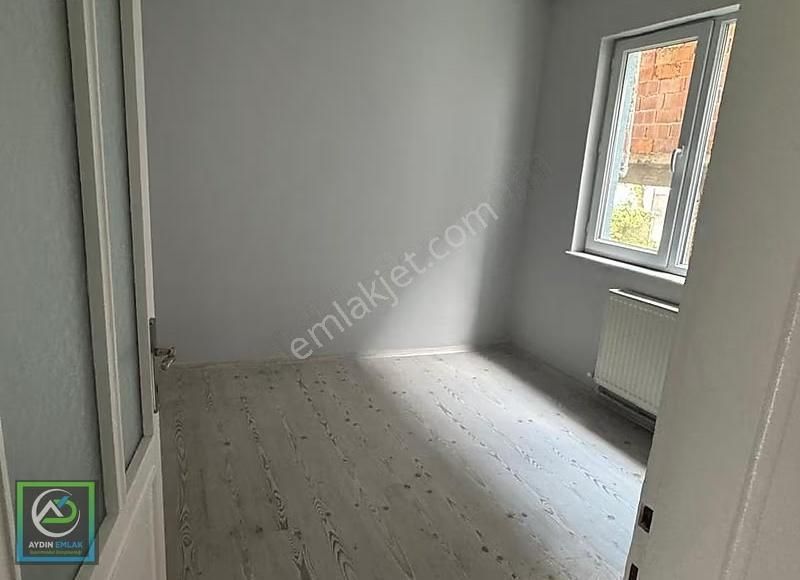 Aydın Emlak'tan Kiralık Daire 2+1 Yüksek Giriş - Mithatpaşa/adp. - Görsel 2