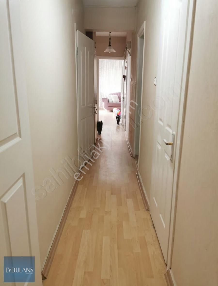 Aksoy Sahile Yürüme Mesafesinde Ara Kat Karanlık Odasız 3+1 - Görsel 21