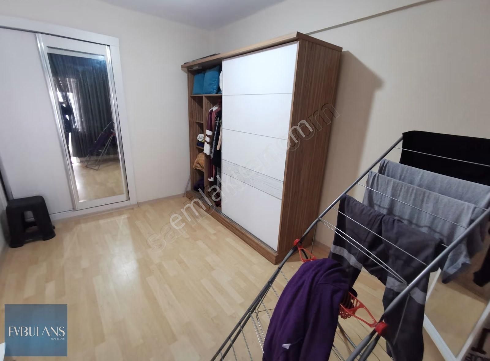 Aksoy Sahile Yürüme Mesafesinde Ara Kat Karanlık Odasız 3+1 - Görsel 17