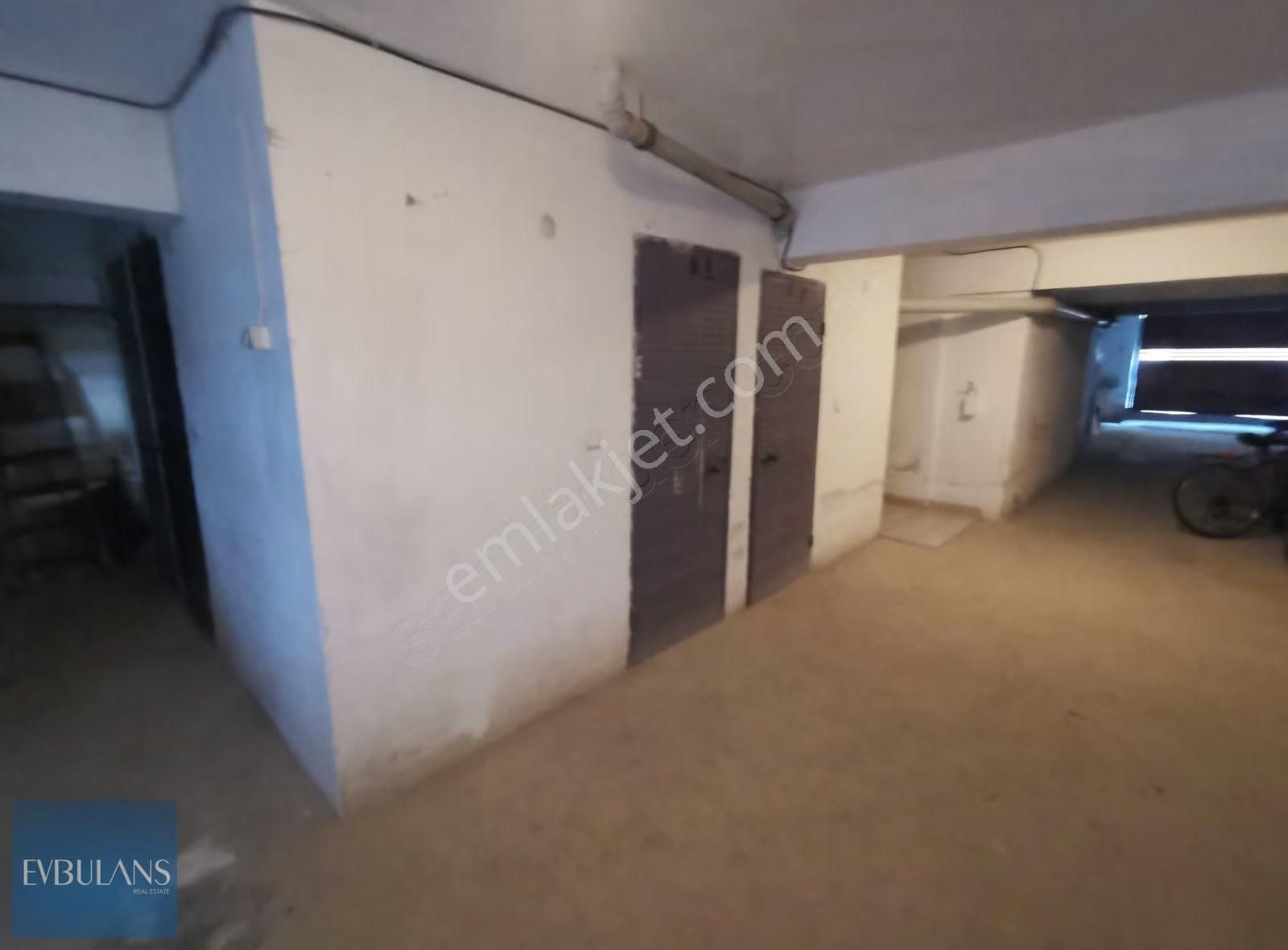 Şemikler İzban Yanı Ara Kat 8 Yaşında Bina Kapalı Mutfak 2+1 - Görsel 2