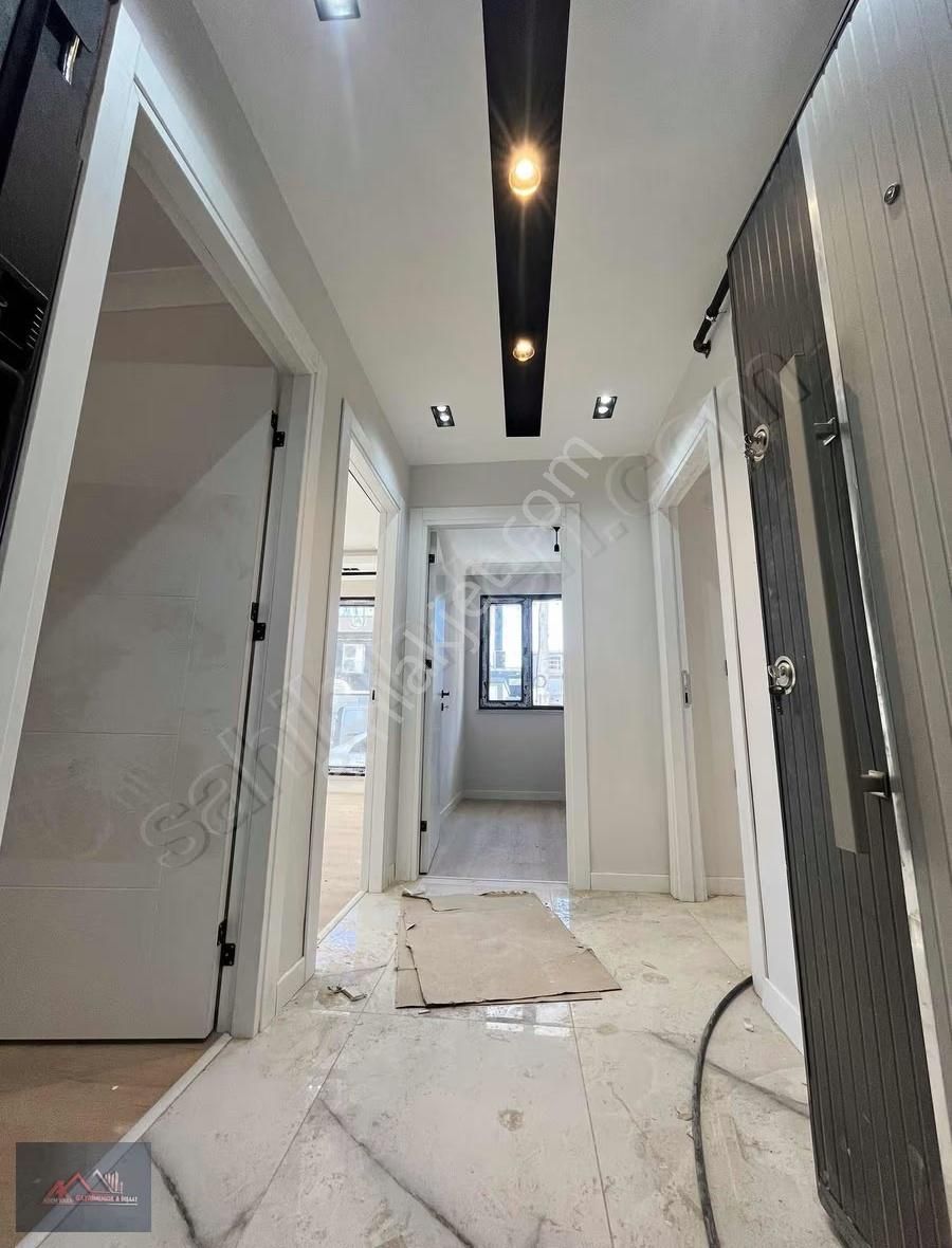 Gebze Tren İstasyonuna Yakın Asansörlü Lüks Yapım 2+1 Daire - Görsel 17