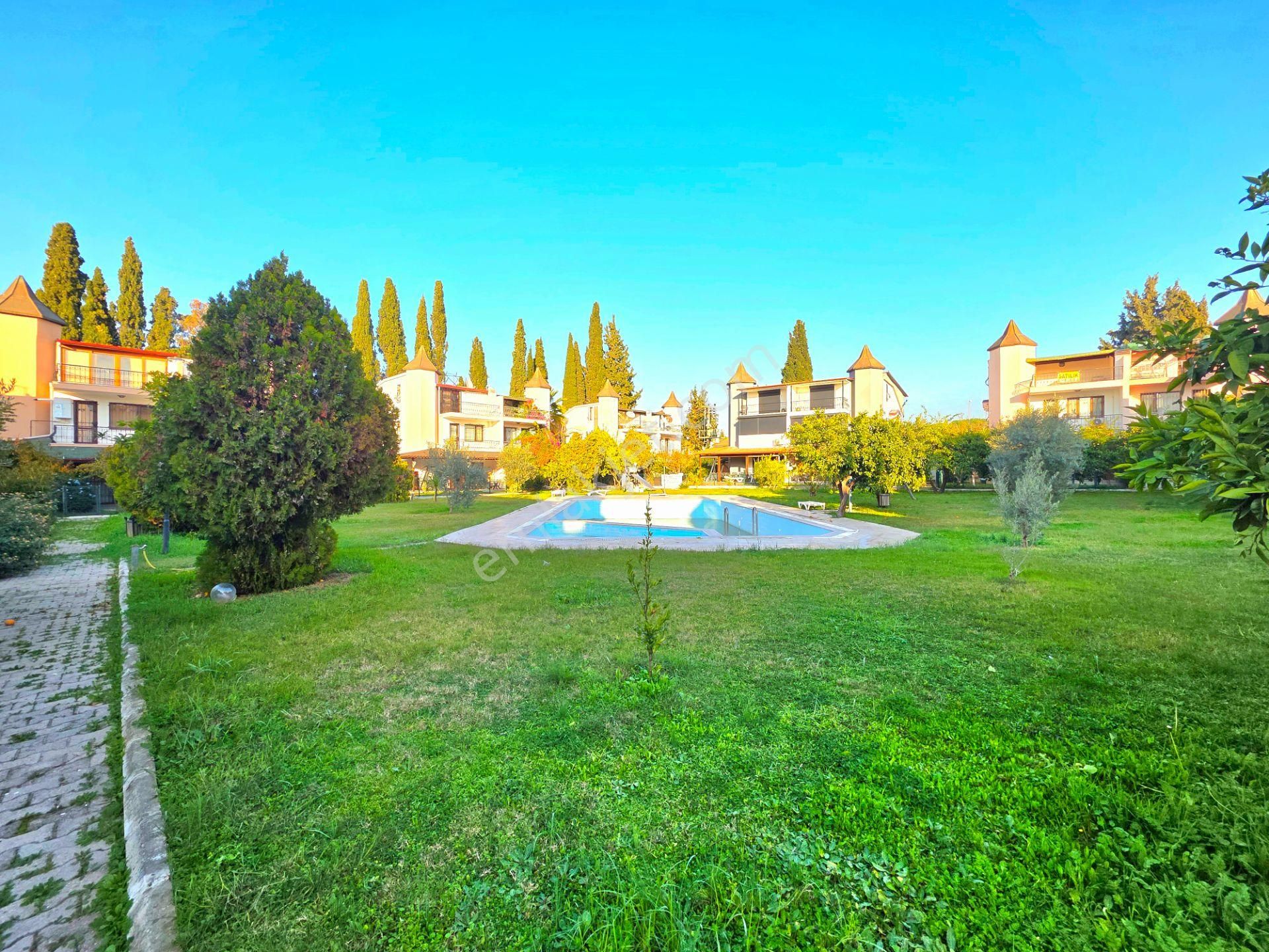 Denize Yakın Yolun Altı Masrafsız Satılık Villa - Görsel 13