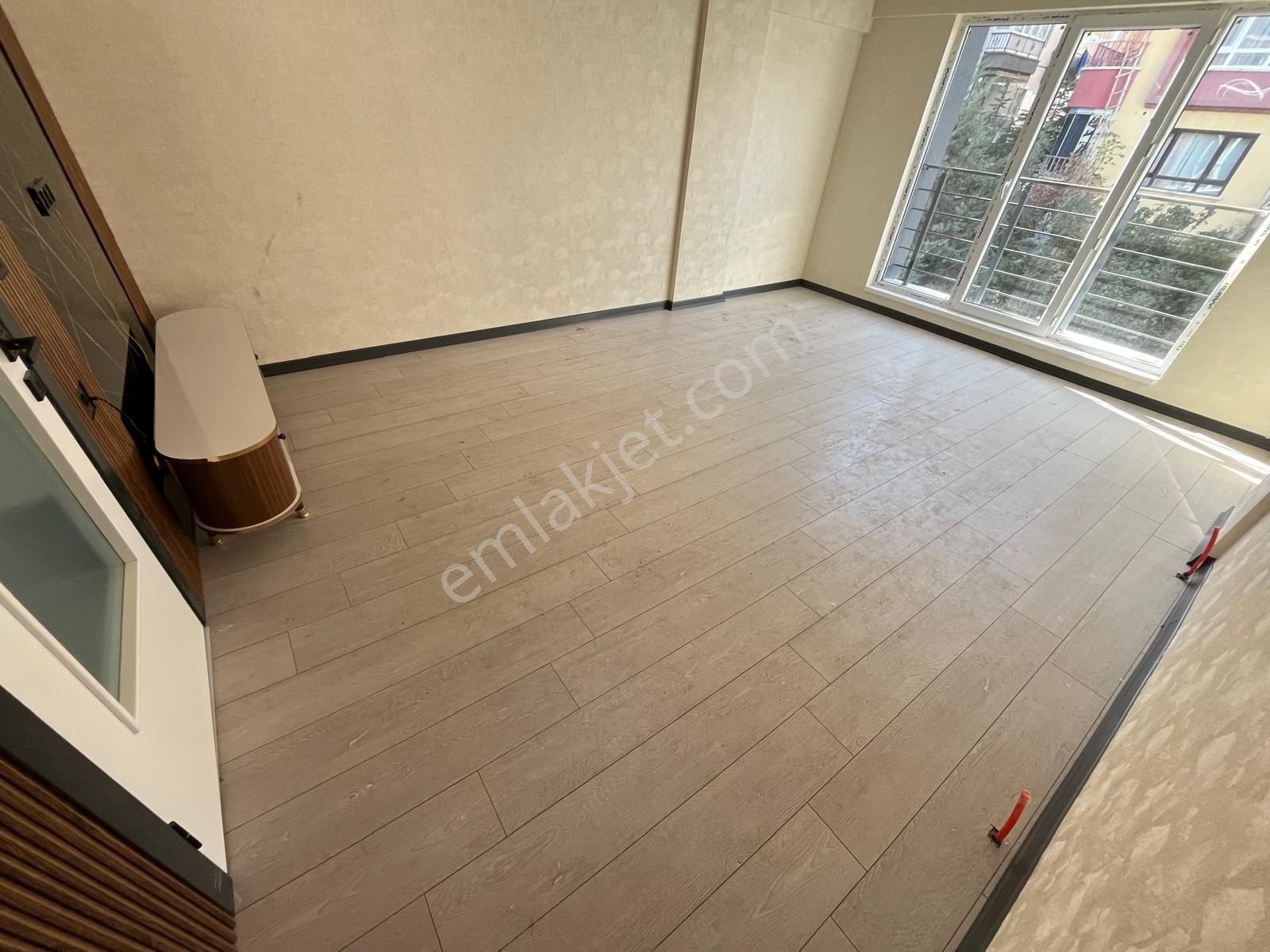 Altındağ - Beşikkaya Mah. 8.cadde Yak. Katta, Teras Balkonlu 3+1 Satılık Daire !!! - Görsel 3