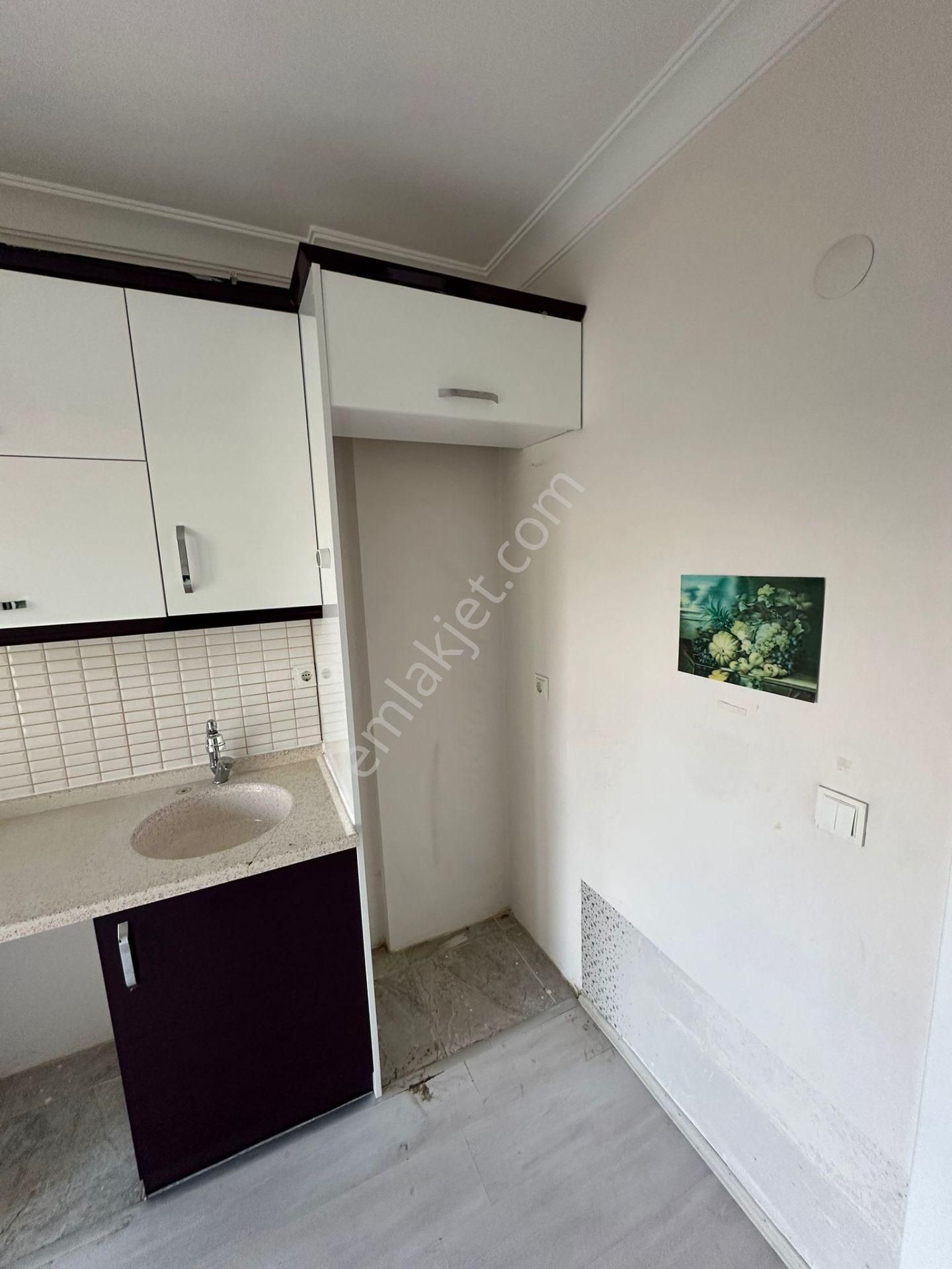 Bursa Mudanya Burgaz Mah. Kiralık 2+1 115 M2 Daire Denize 300 M - Görsel 18