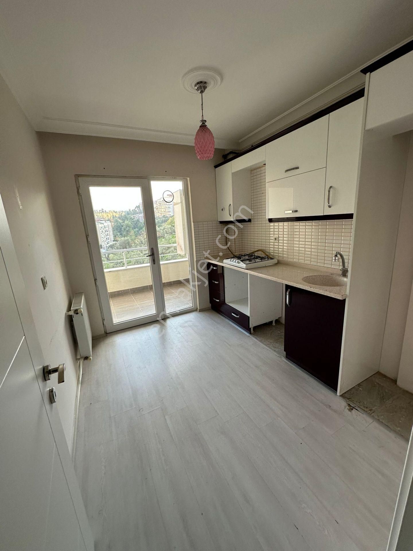 Bursa Mudanya Burgaz Mah. Kiralık 2+1 115 M2 Daire Denize 300 M - Görsel 21