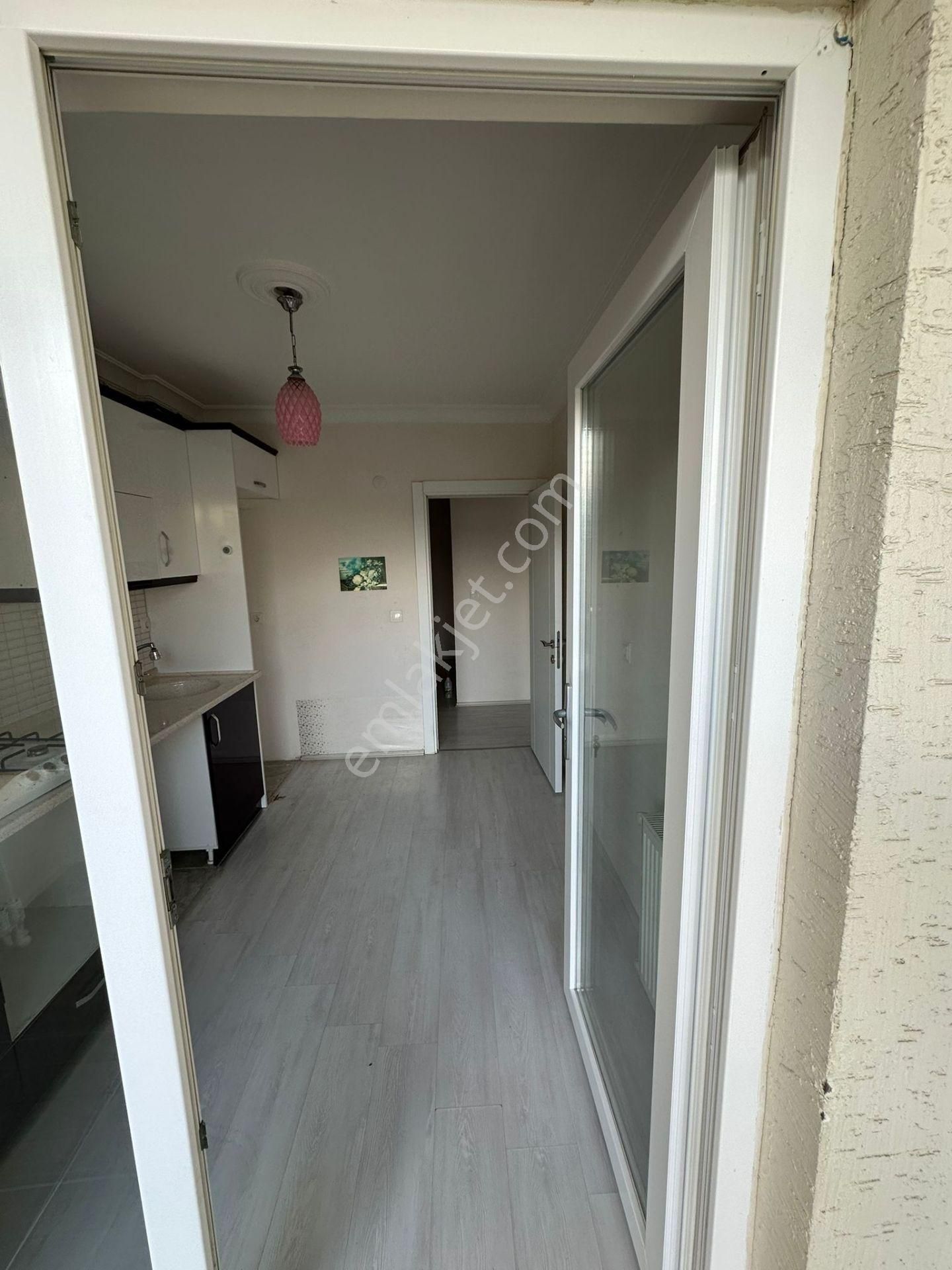 Bursa Mudanya Burgaz Mah. Kiralık 2+1 115 M2 Daire Denize 300 M - Görsel 15