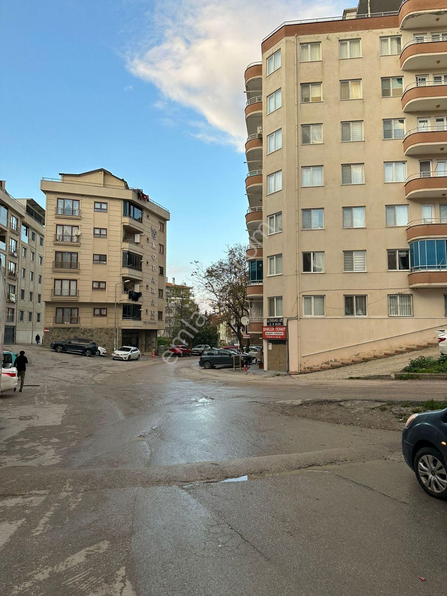 Bursa Mudanya Burgaz Mah. Kiralık 2+1 115 M2 Daire Denize 300 M - Görsel 3