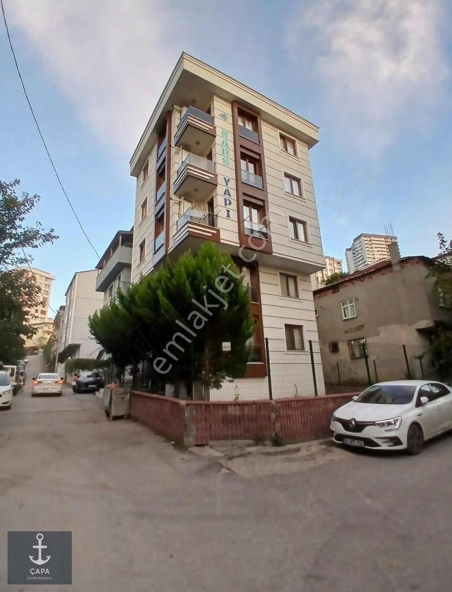 Kartal Topselvi'de Yeni Binada 1+1