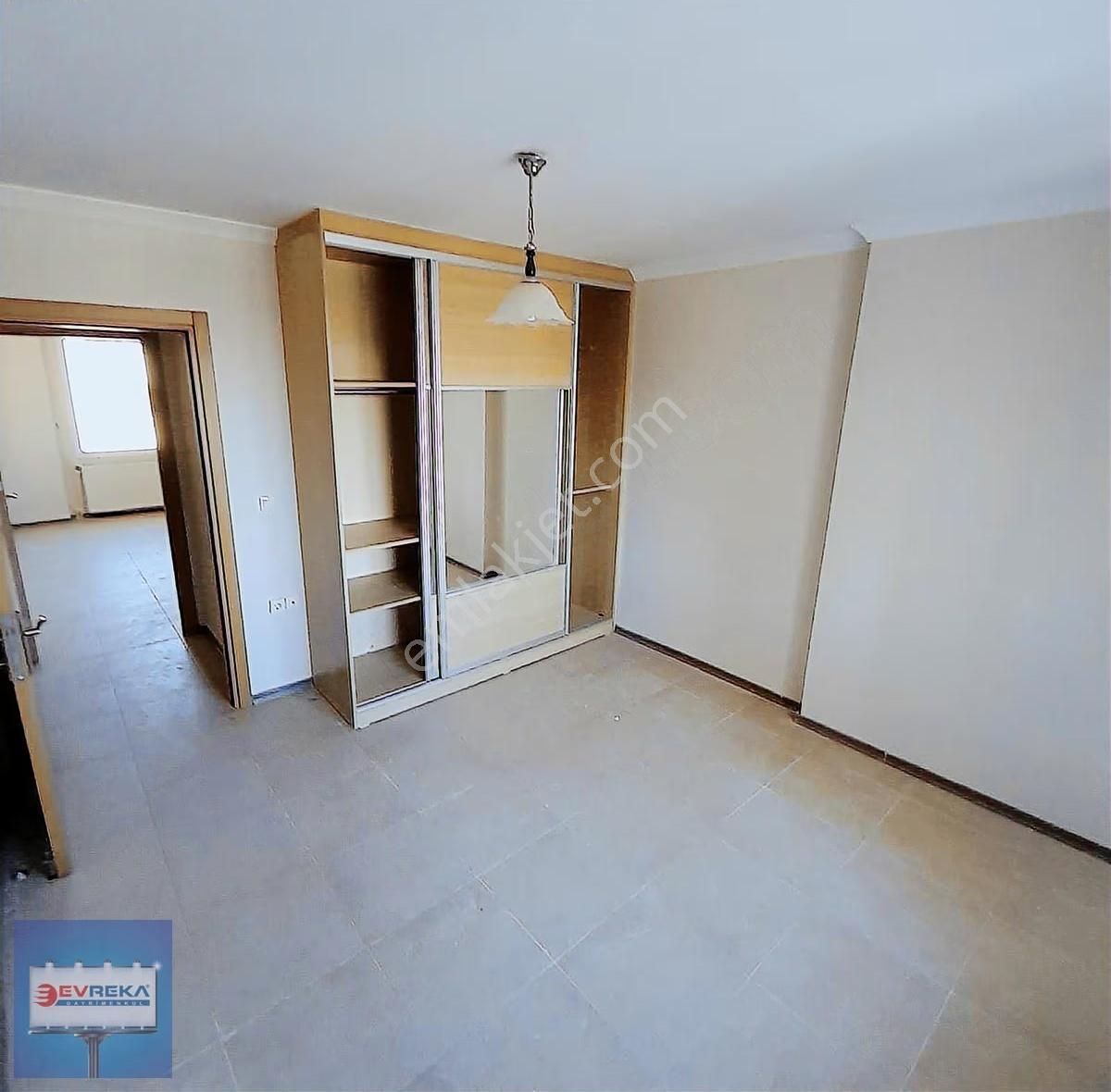 Yurt Mahallesinde 3+1 Açık Muıtfak Kiralık Daire - Görsel 2
