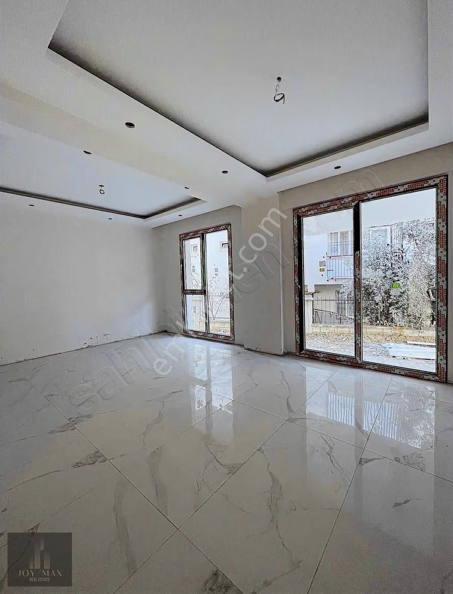 Delıktaş'ta İlk Ve Tek Havuzlu Otoparklı Satılık Lüx Daıre - Görsel 6