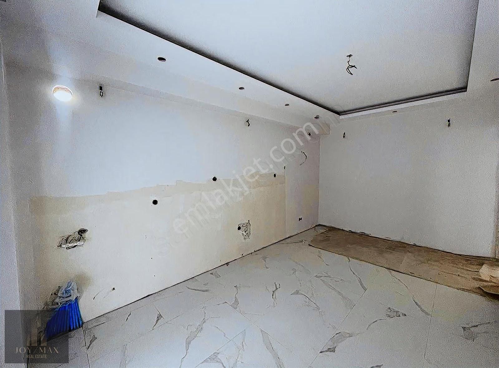 Delıktaş'ta İlk Ve Tek Havuzlu Otoparklı Satılık Lüx Daıre - Görsel 7