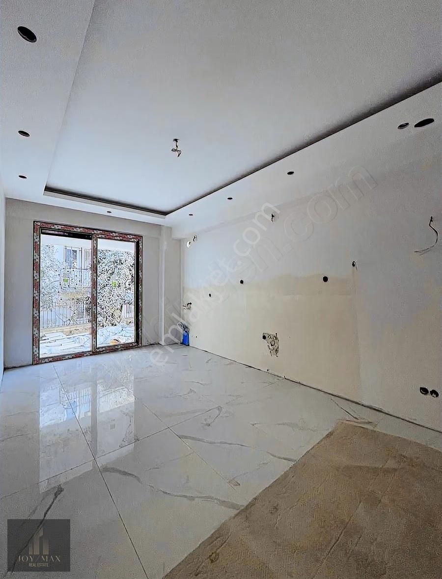 Delıktaş'ta İlk Ve Tek Havuzlu Otoparklı Satılık Lüx Daıre - Görsel 18