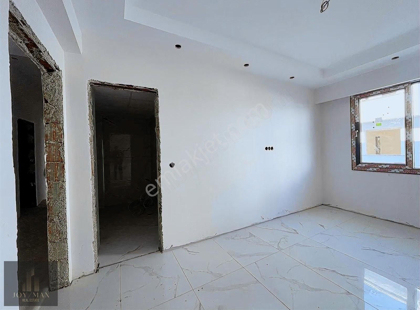 Delıktaş'ta İlk Ve Tek Havuzlu Otoparklı Satılık Lüx Daıre - Görsel 9