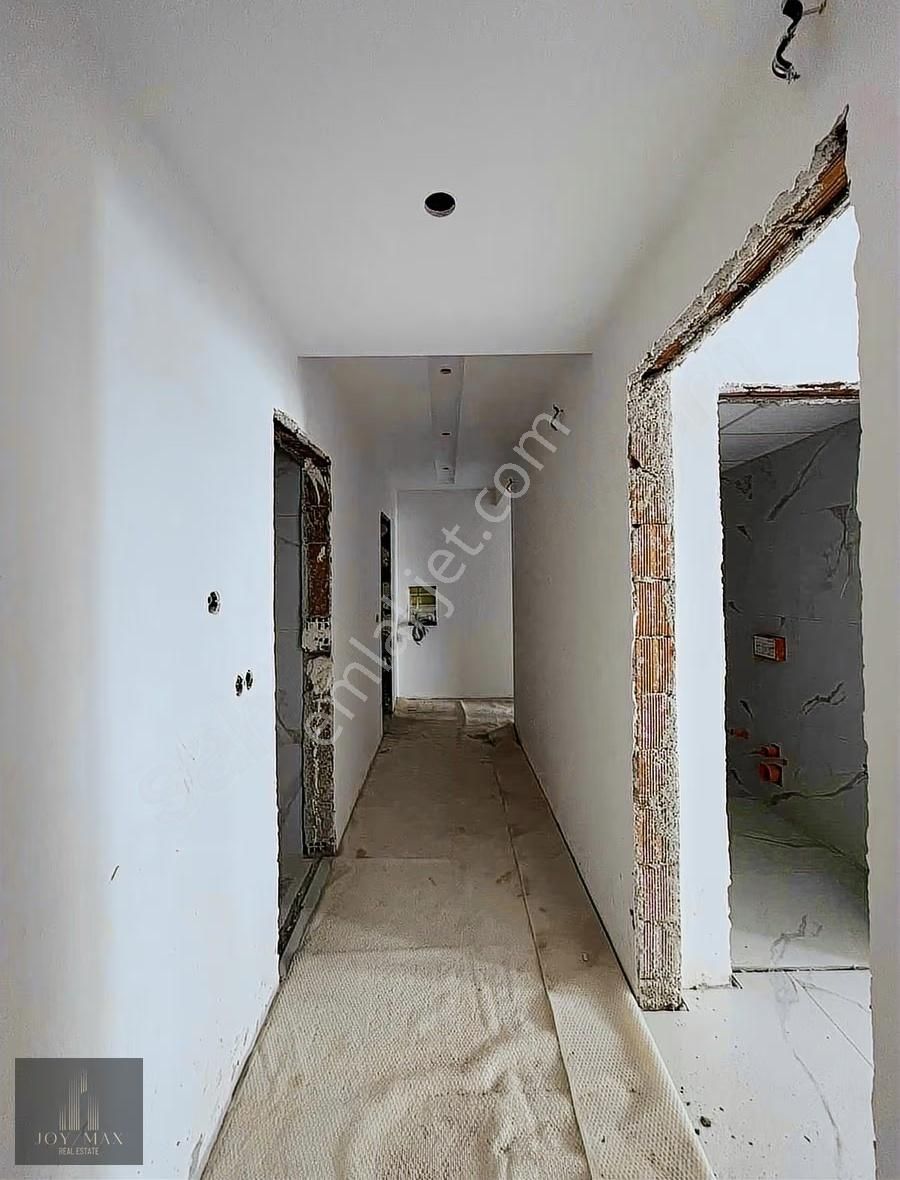 Delıktaş'ta İlk Ve Tek Havuzlu Otoparklı Satılık Lüx Daıre - Görsel 15