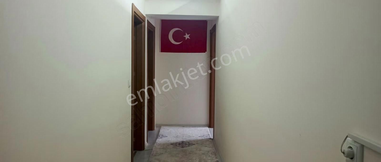 Çok Geniş Ferah Bir Daire - Görsel 2