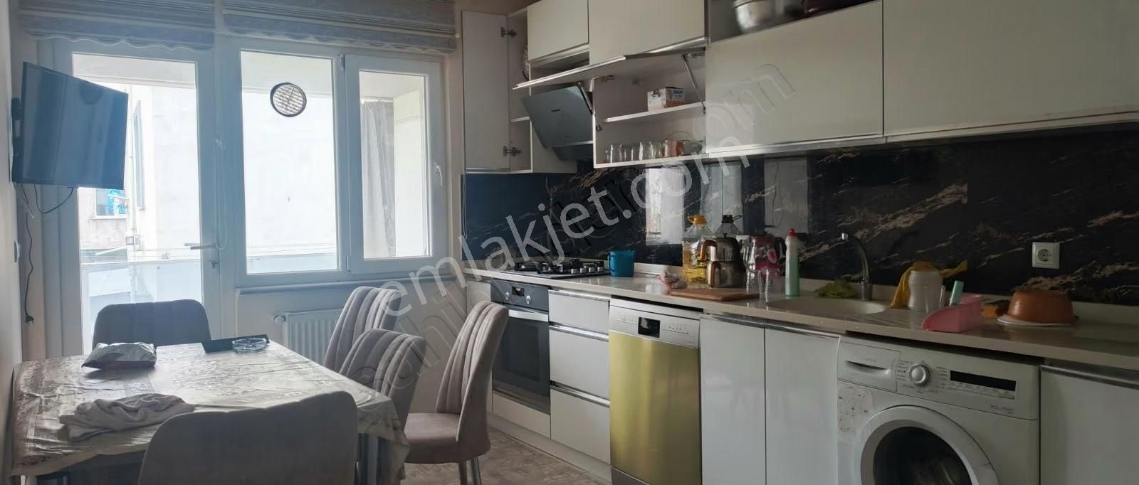 Çok Geniş Ferah Bir Daire - Görsel 24