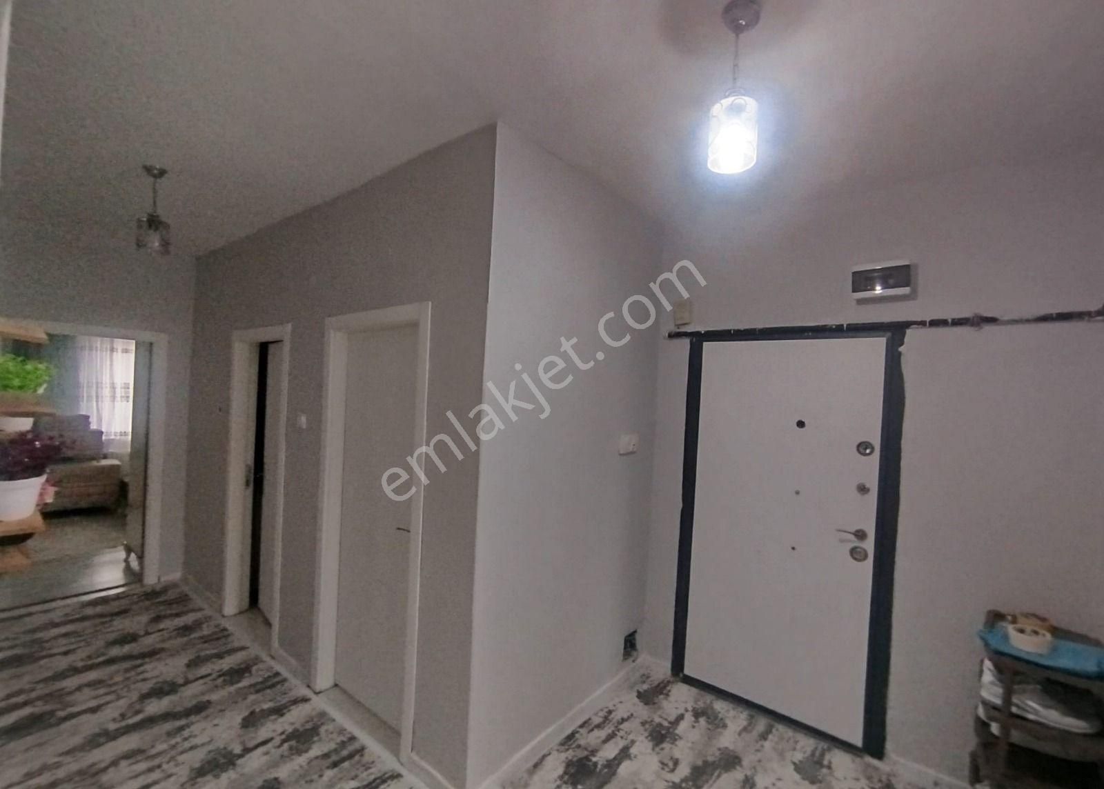 Cok Geniş Yenikent Merkezde 3+1 Katta Masrafsız Uygun Fiyata Daire Boştur Şu Anm - Görsel 6