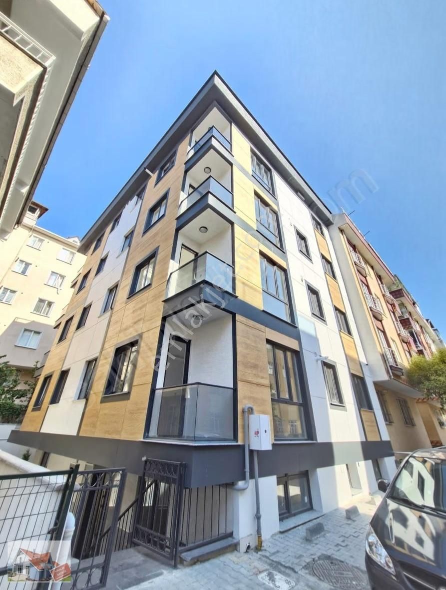 Metroya Yakın Yatırımlık Ayrı Mutfaklı Satılık 1+1 Daire - Görsel 18