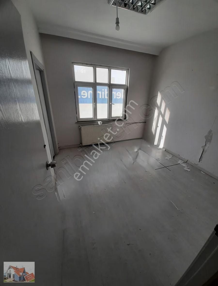 Metro Yakını Tabela Değeri Yüksek Fırsat Ofis Katı - Görsel 6