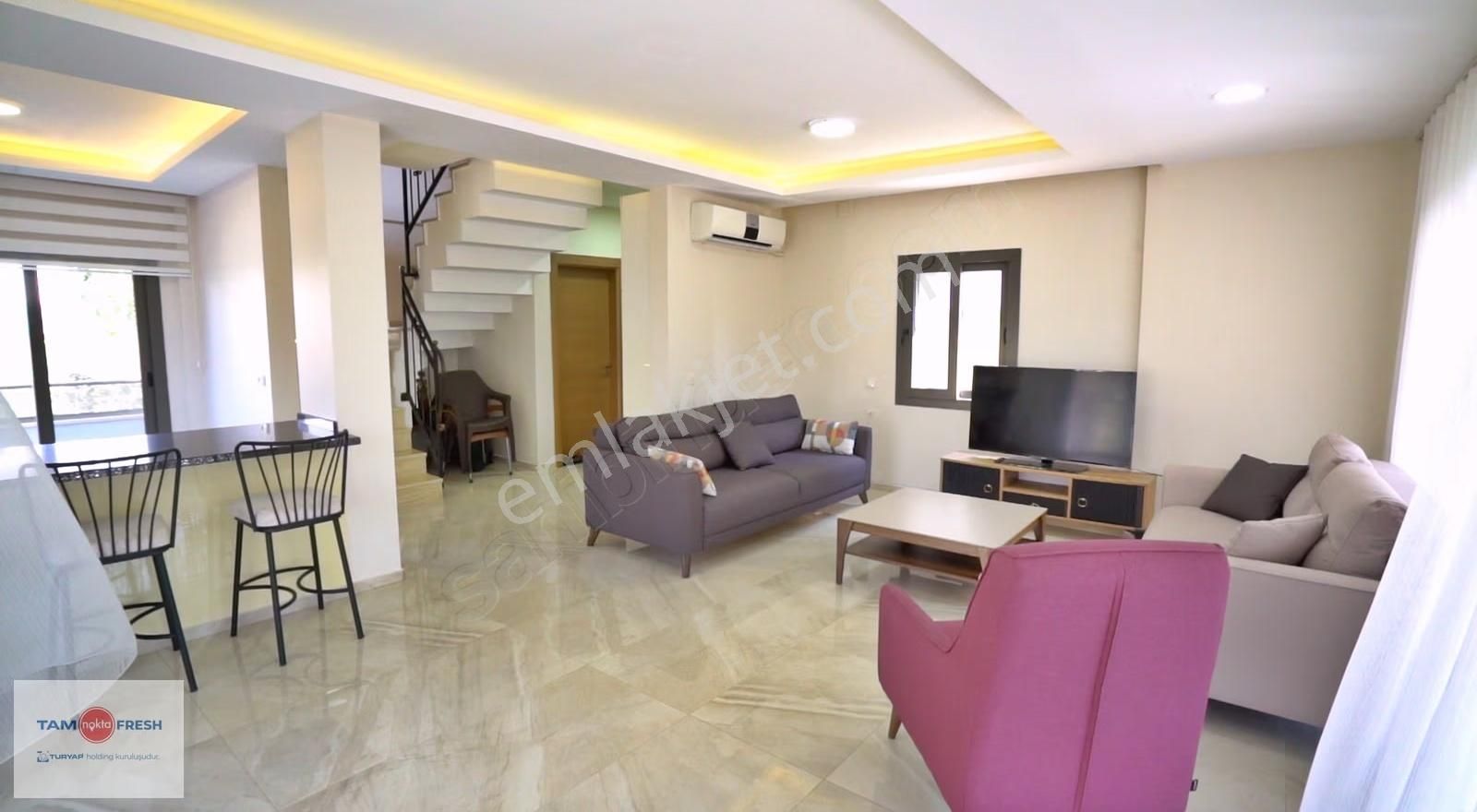 Urla İçmelerde Denize Yakın Tam Müstakil Villa... - Görsel 14