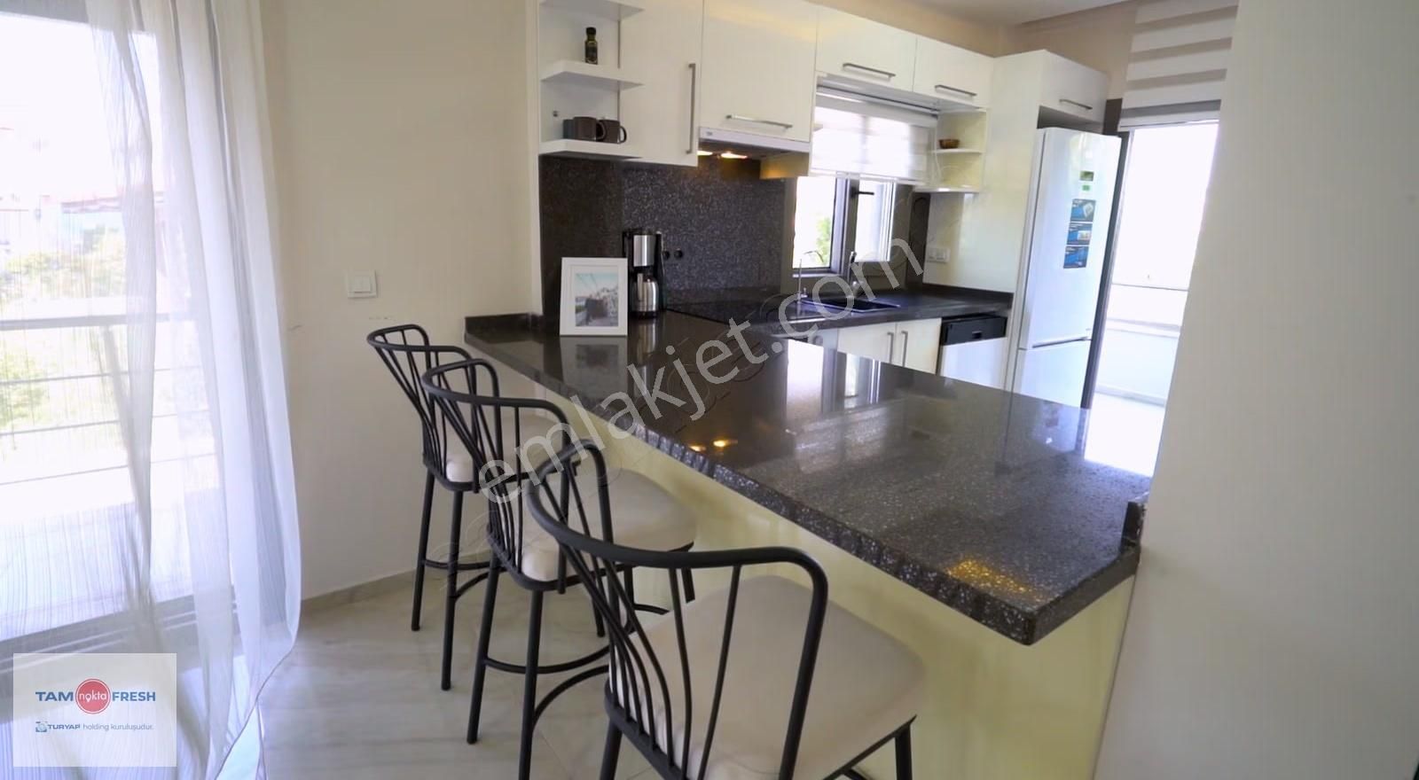 Urla İçmelerde Denize Yakın Tam Müstakil Villa... - Görsel 33