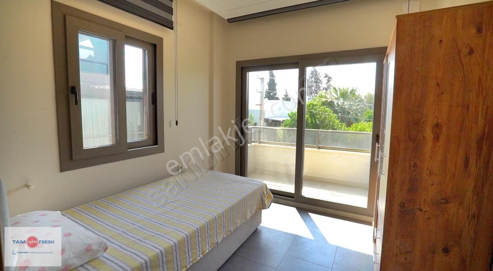 Urla İçmelerde Denize Yakın Tam Müstakil Villa... - Görsel 2