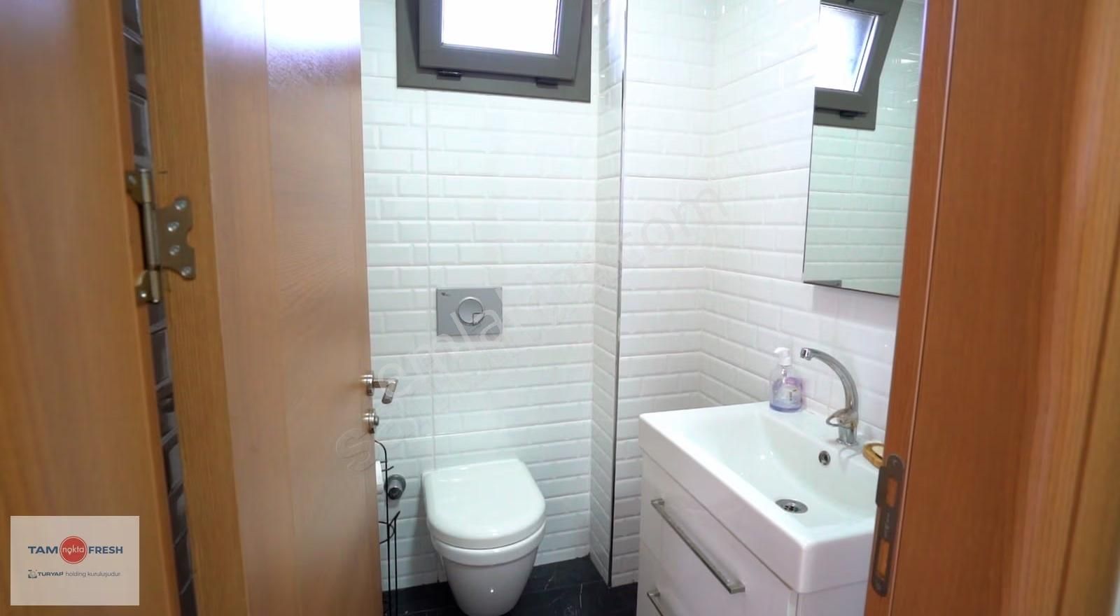 Urla İçmelerde Denize Yakın Tam Müstakil Villa... - Görsel 11