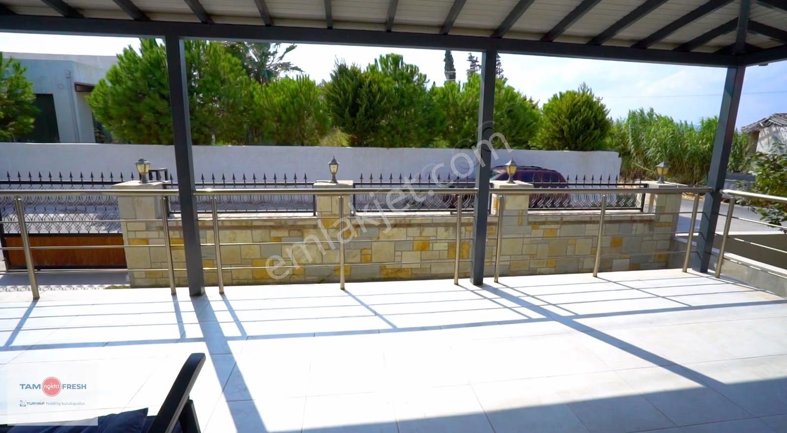 Urla İçmelerde Denize Yakın Tam Müstakil Villa... - Görsel 29