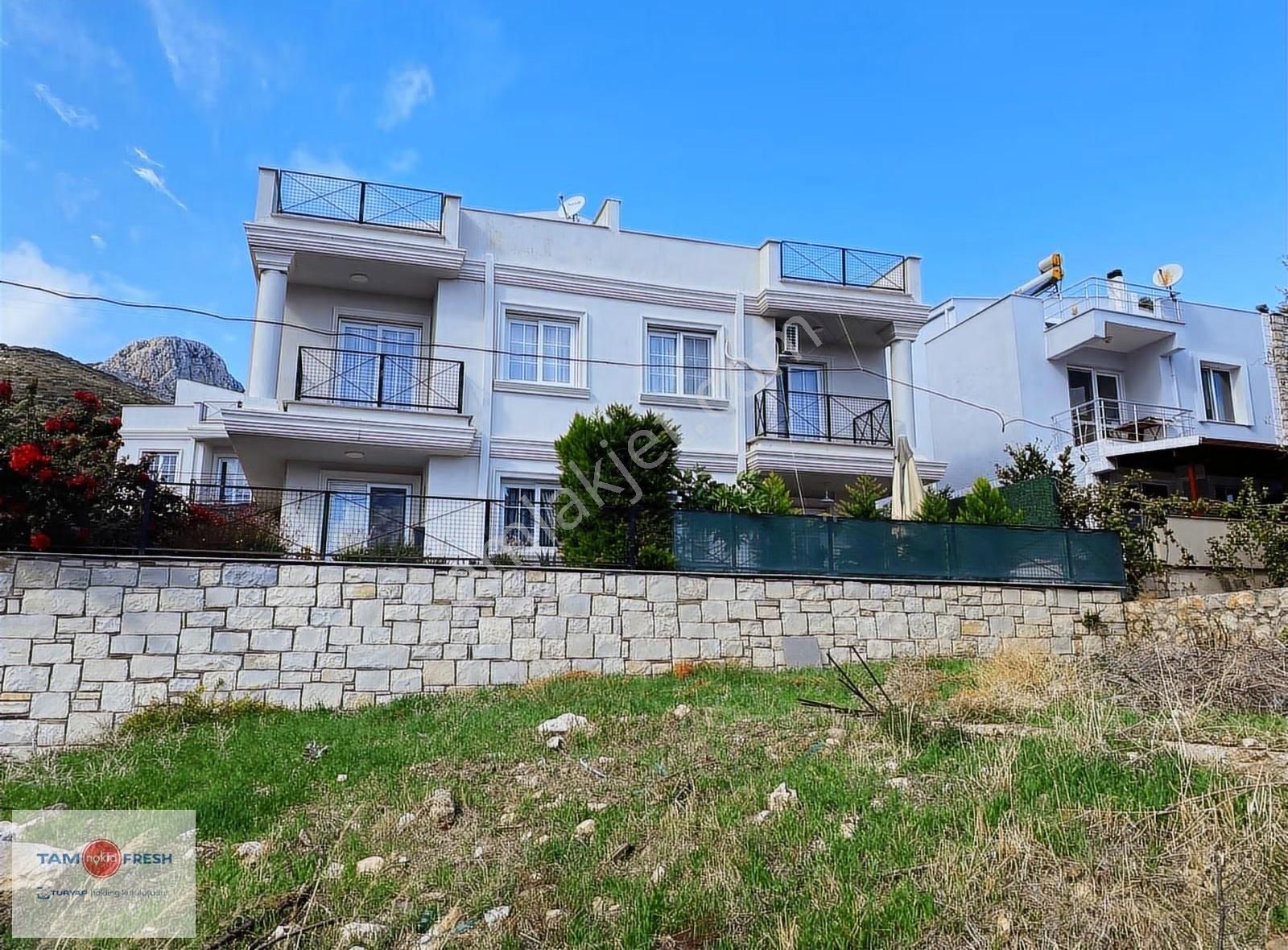 Merkez Mahallesi Kuyucak Mevkii'nde Bahçeli 4+1 İkiz Tripleks - Görsel 4