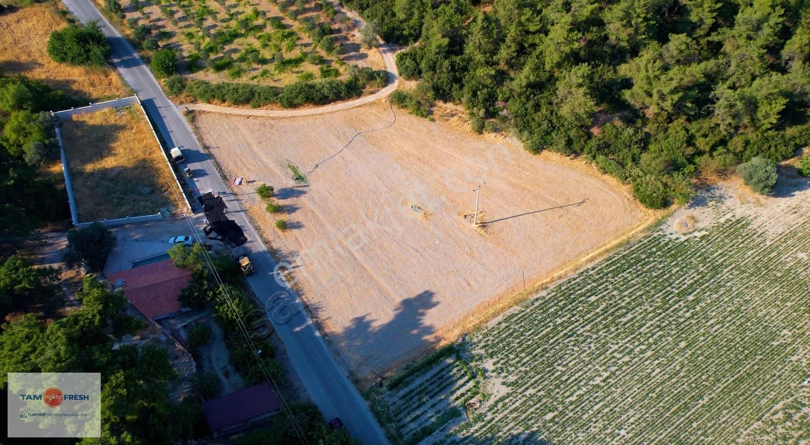 Yağcılar'da Satılık Elektriği Suyu Asfalt Yolu Olan Tarla - Görsel 30