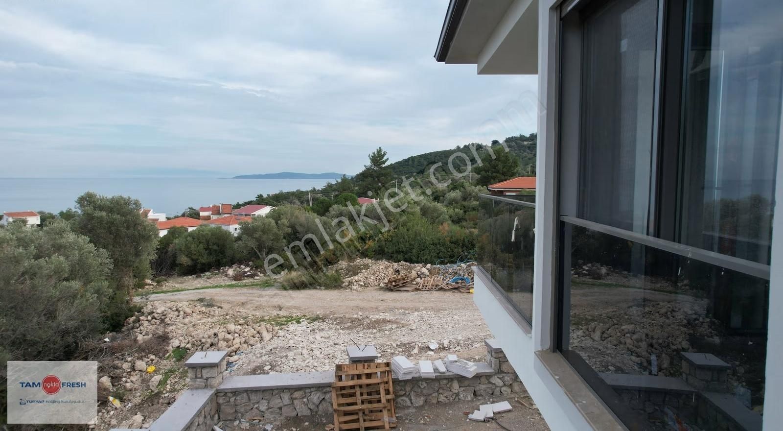 İnecik Köyünde Kapanmaz Deniz Ve Doğa Manzarasına Sahip Yazlık