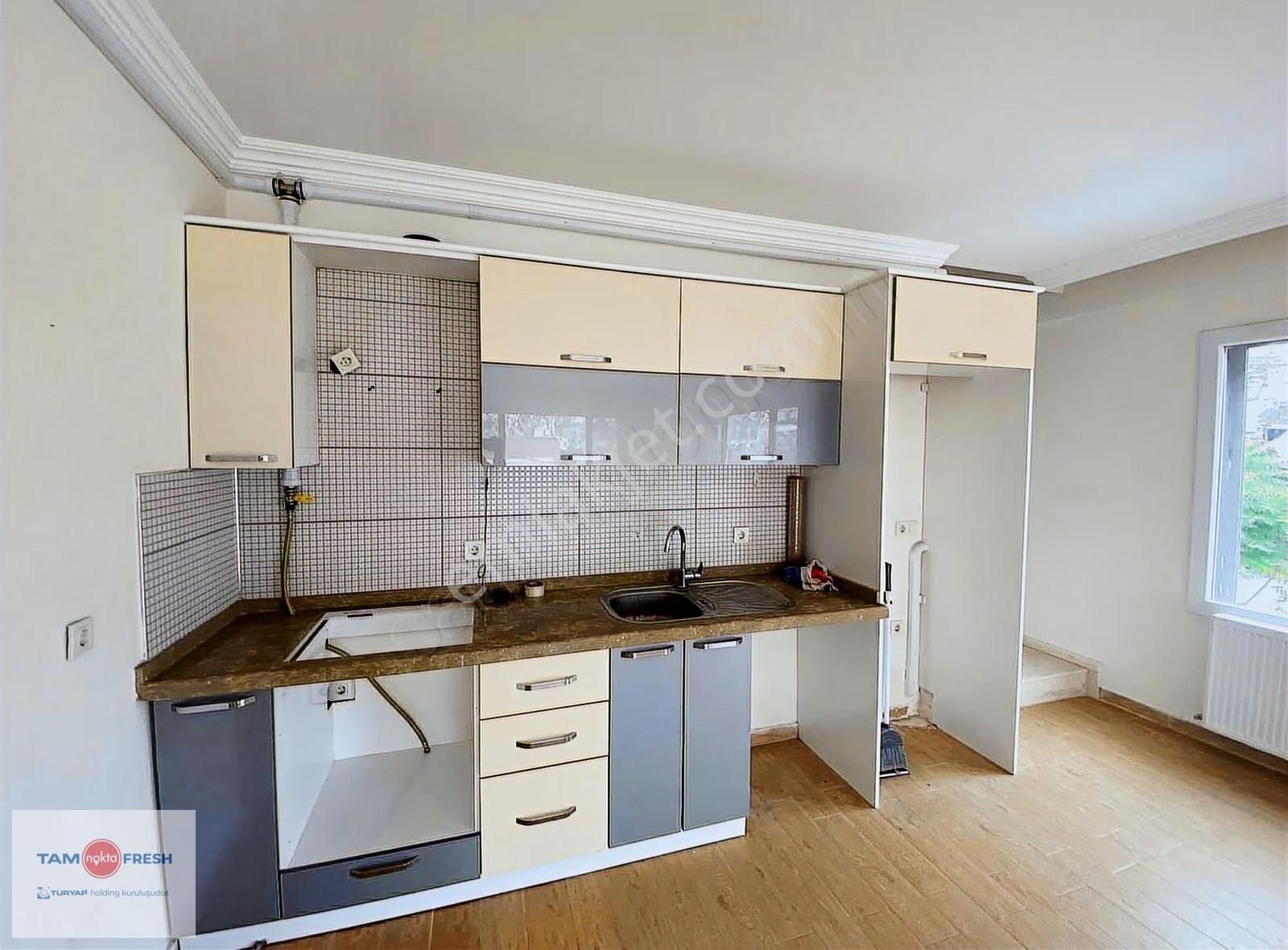 Urla Merkeze Yürüyüş Mesafesinde 3+1 Çatı Dubleks Daire - Görsel 8