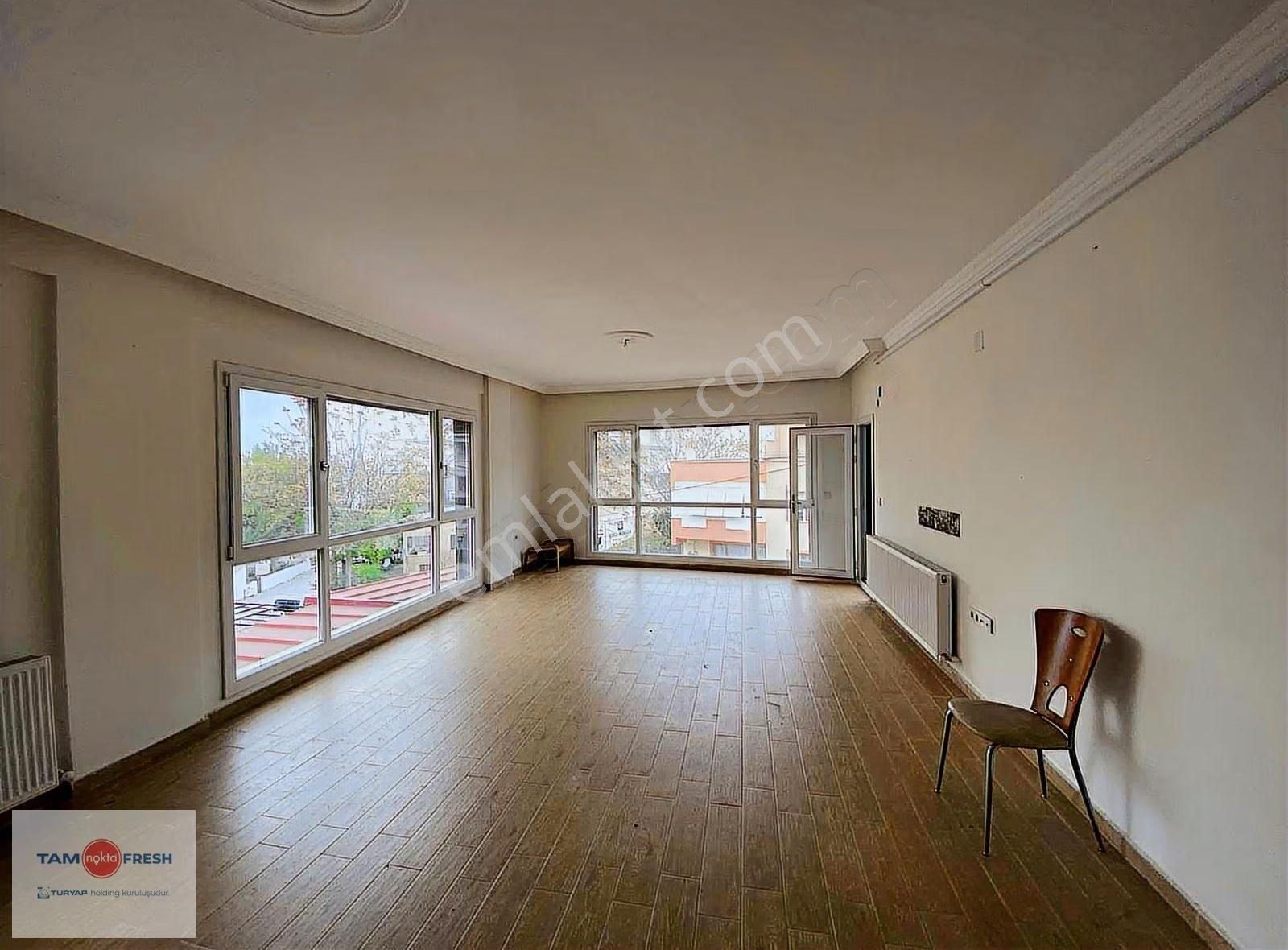 Urla Merkeze Yürüyüş Mesafesinde 3+1 Çatı Dubleks Daire