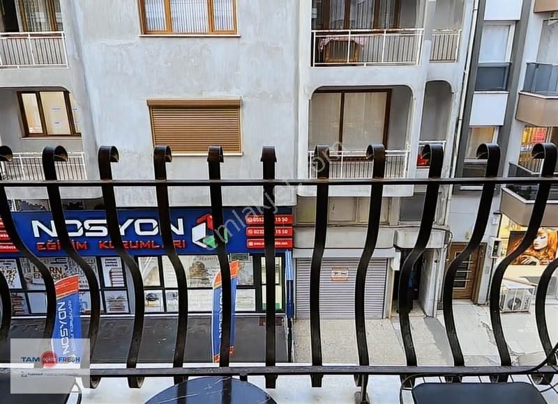 Üçkuylar Meydanı'nda Merkezi Konumda Gözalıcı Mimarisiyle 1+1 - Görsel 10