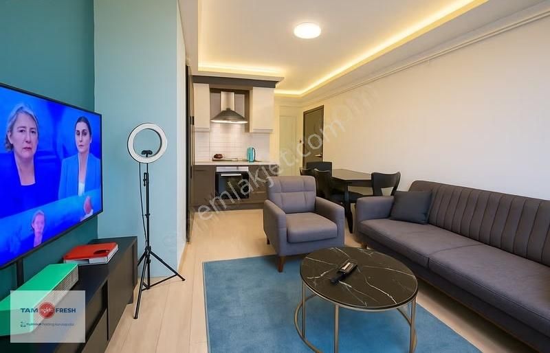 Üçkuylar Meydanı'nda Merkezi Konumda Gözalıcı Mimarisiyle 1+1 - Görsel 7