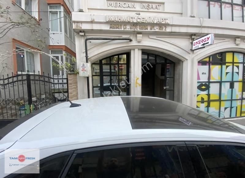 Üçkuylar Meydanı'nda Merkezi Konumda Gözalıcı Mimarisiyle 1+1 - Görsel 5