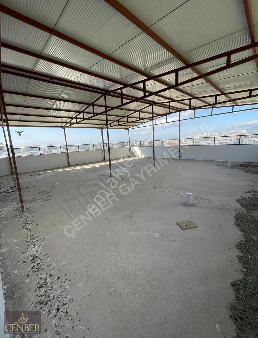 Koyundere Merkezde Cadde Üstü Teraslı 1+1 Acil Satılık - Görsel 11