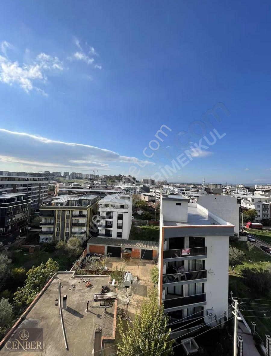 Koyundere Merkezde Cadde Üstü Teraslı 1+1 Acil Satılık - Görsel 4
