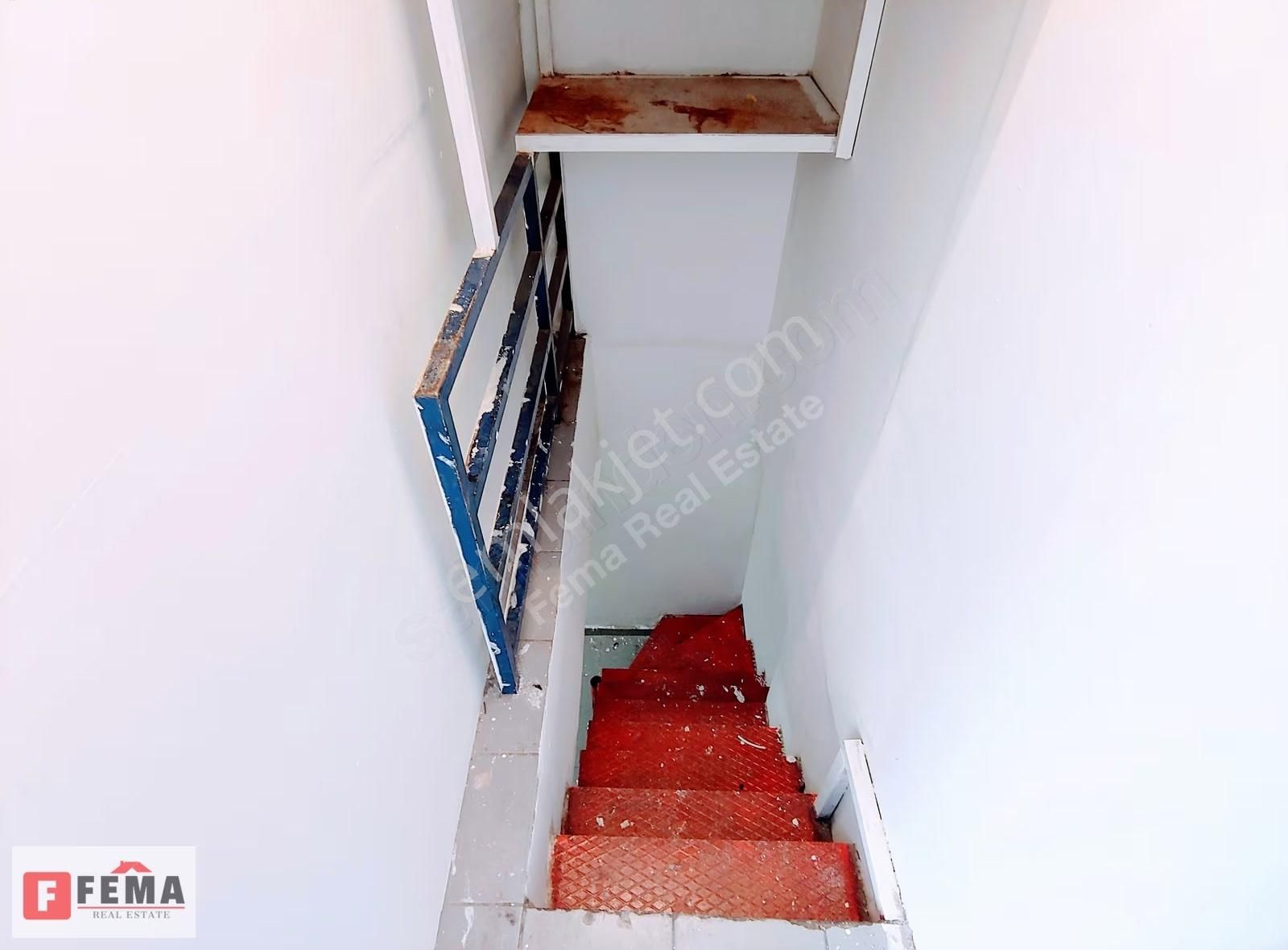 Cadde Üzerinde 15 M Vitrin - 250 M2 Kiralık Dükkan | Fema - Görsel 4