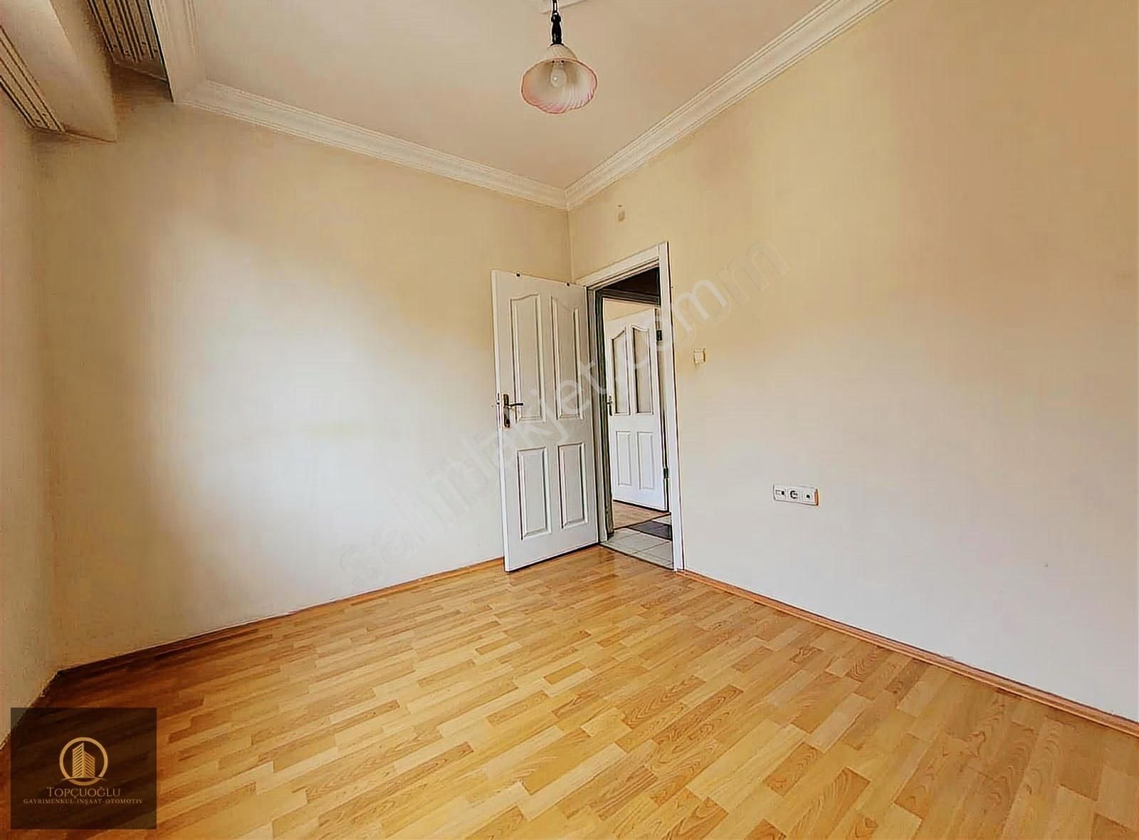 Bağlar'da Balkonlu Ayrı Mutfaklı Kiralık 2+1 - Görsel 7