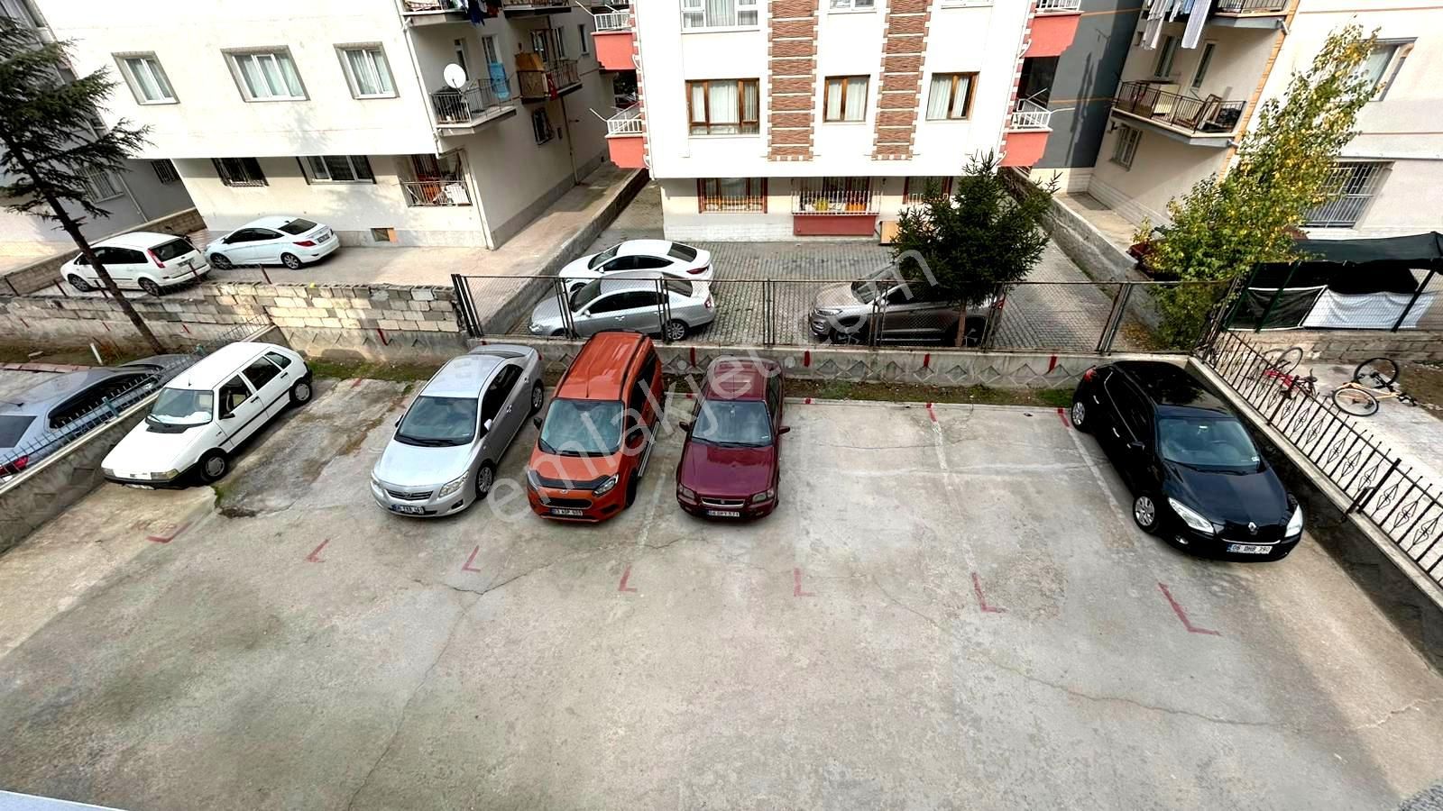 Emre Emlaktan Mareşal Çakmak Mahallesinde Ebeveyn Banyolu Satılık 3+1 Daire - Görsel 21