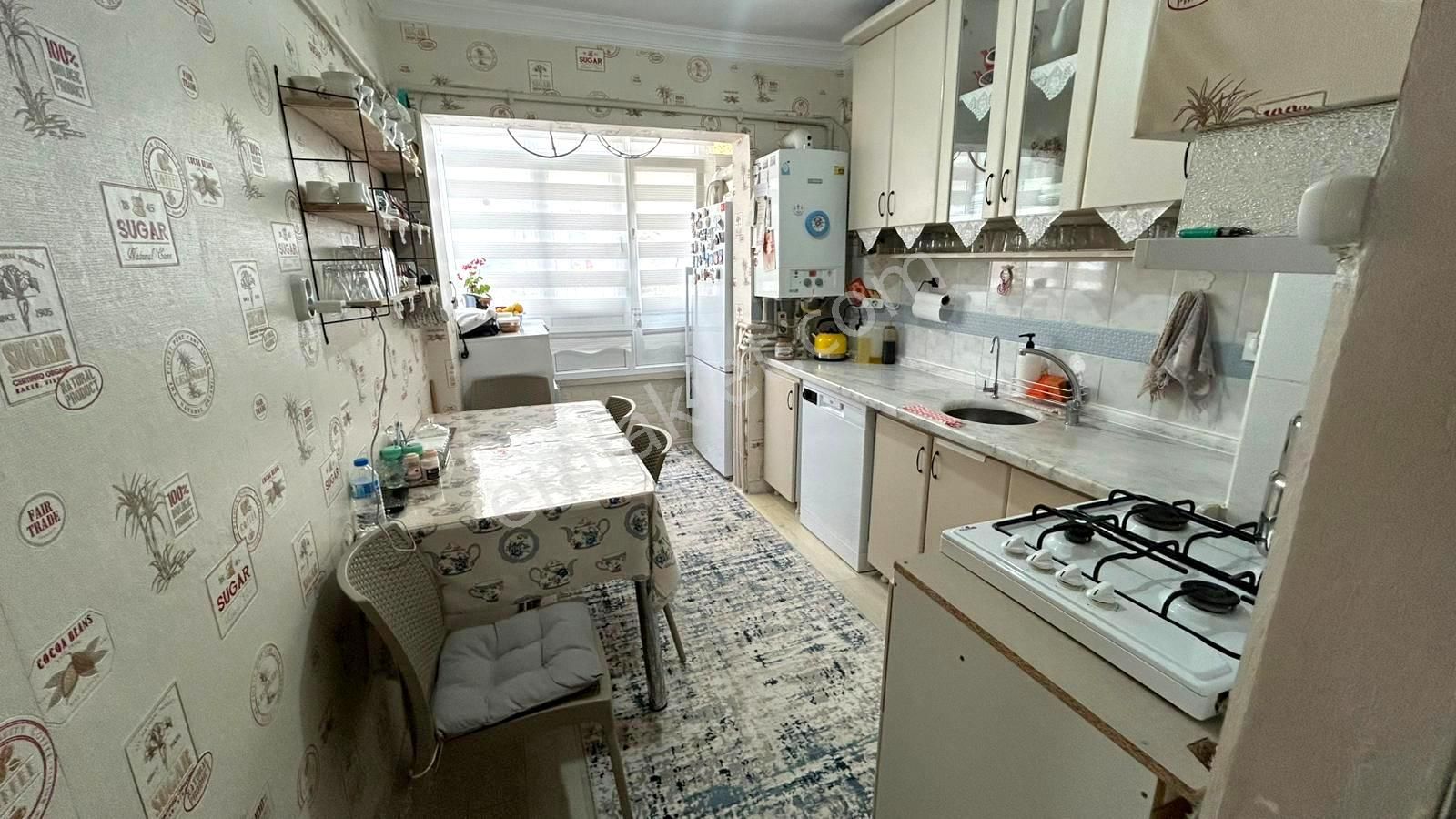 Emre Emlaktan Mareşal Çakmak Mahallesinde Ebeveyn Banyolu Satılık 3+1 Daire - Görsel 14