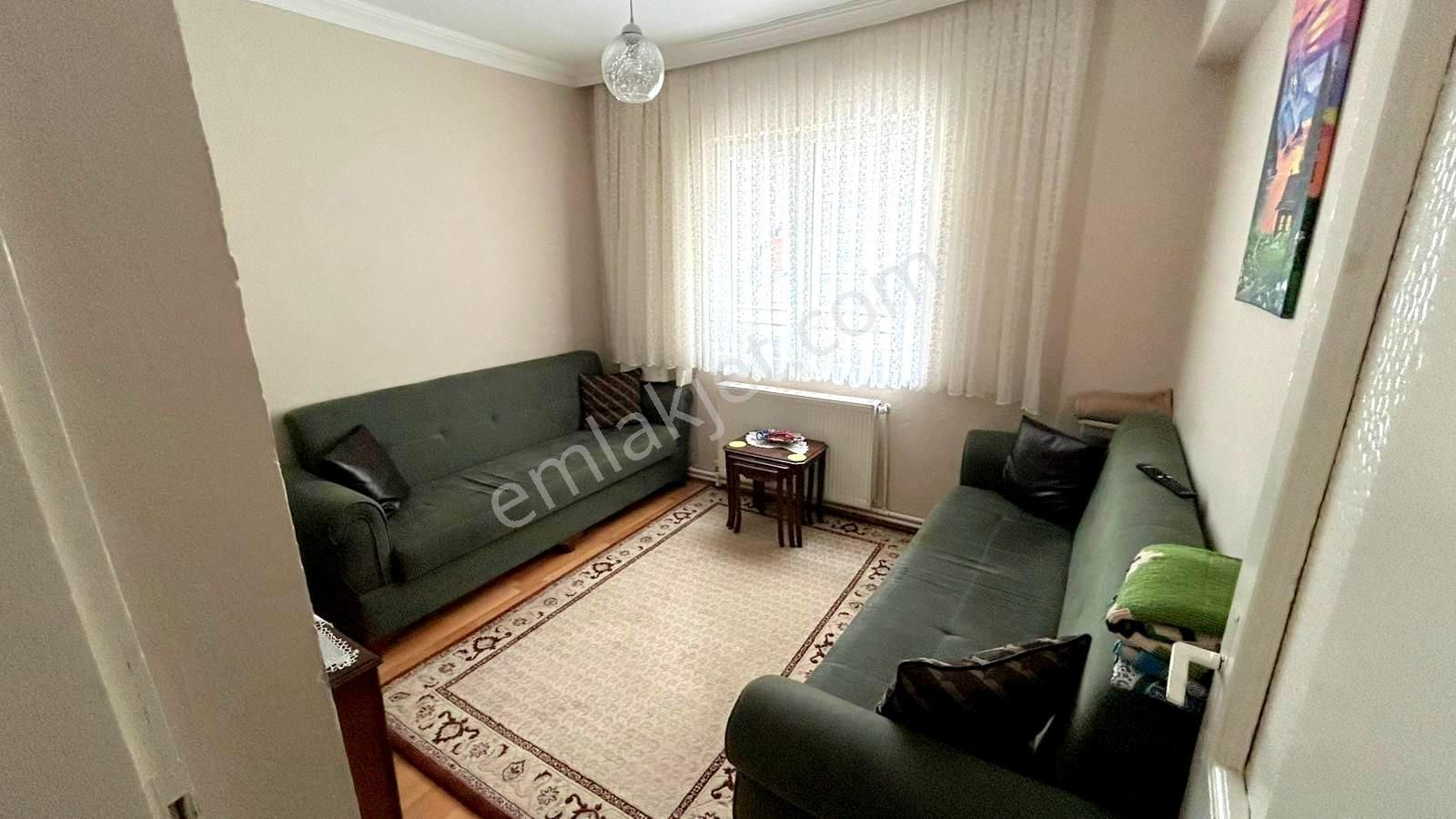 Emre Emlaktan Mareşal Çakmak Mahallesinde Ebeveyn Banyolu Satılık 3+1 Daire - Görsel 3