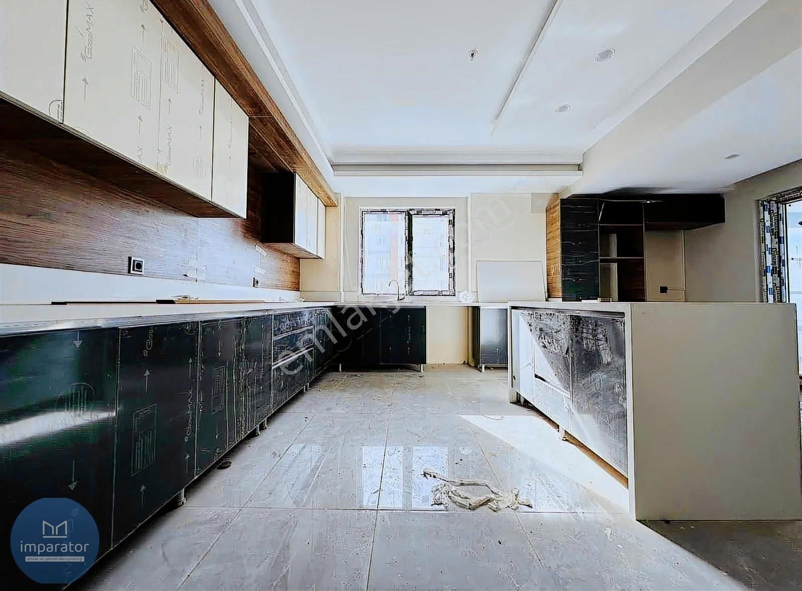 ▀imparator▀ Skyline Tower'da Tüm Opsiyonlar Ve Cam Balkonlu 4+1